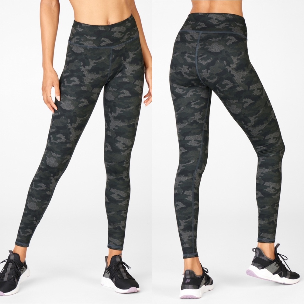 NEW Mid rise printed power hold leggings